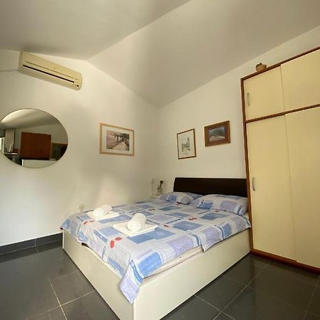 Apartmani Sara Omišalj Exteriér fotografie