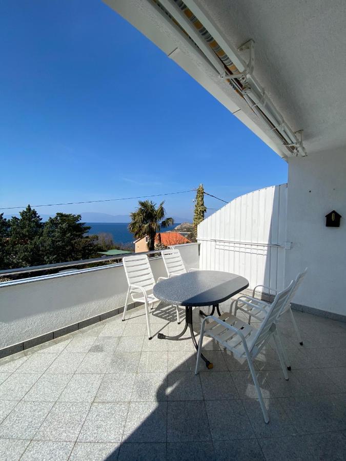 Apartmani Sara Omišalj Exteriér fotografie
