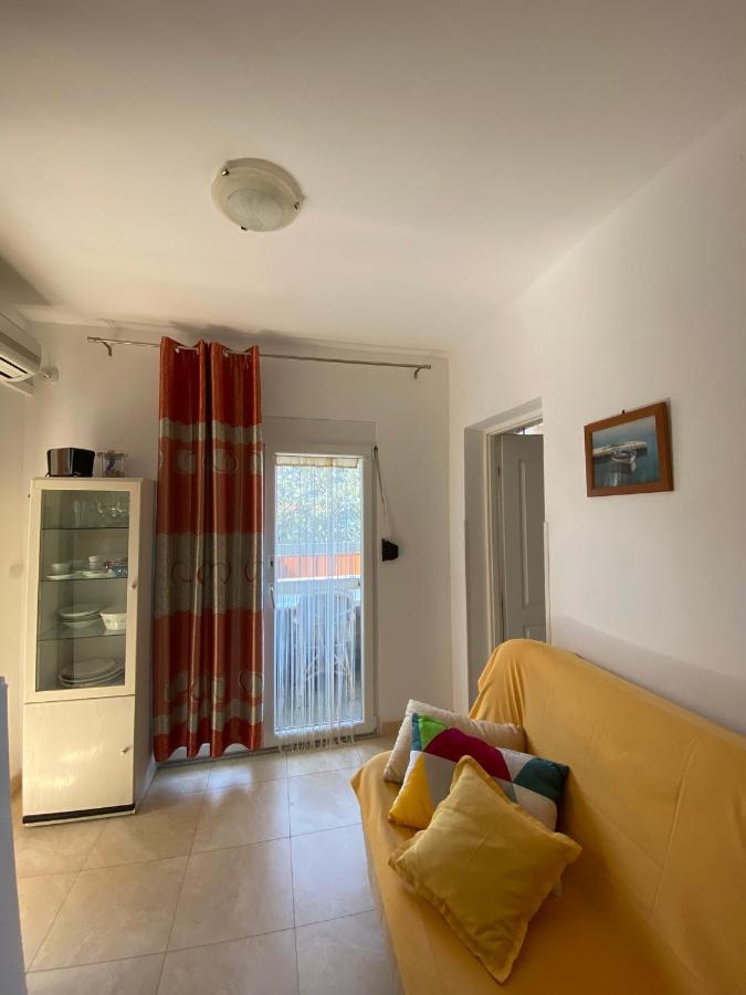 Apartmani Sara Omišalj Exteriér fotografie