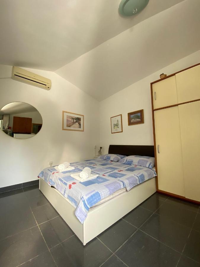 Apartmani Sara Omišalj Exteriér fotografie