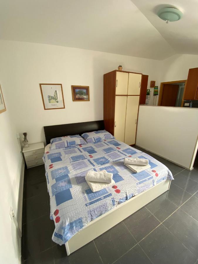 Apartmani Sara Omišalj Exteriér fotografie